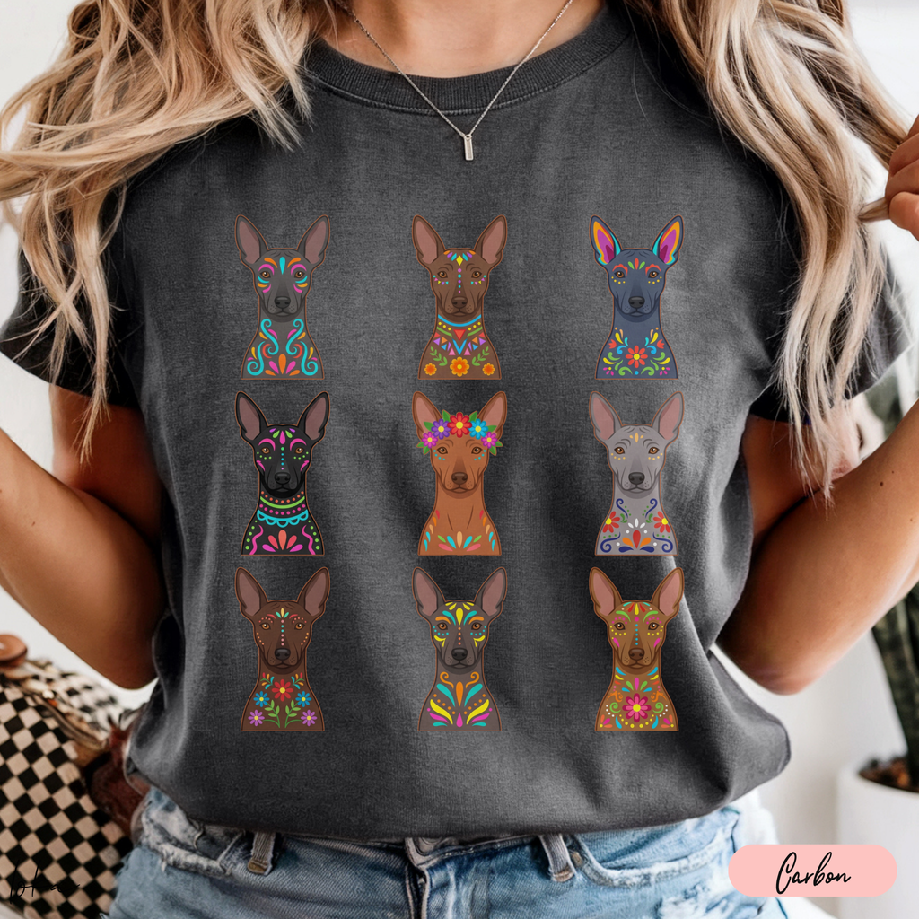 Playera de xoloitzcuintles con arte mexicano — Nueve xolos ilustrados