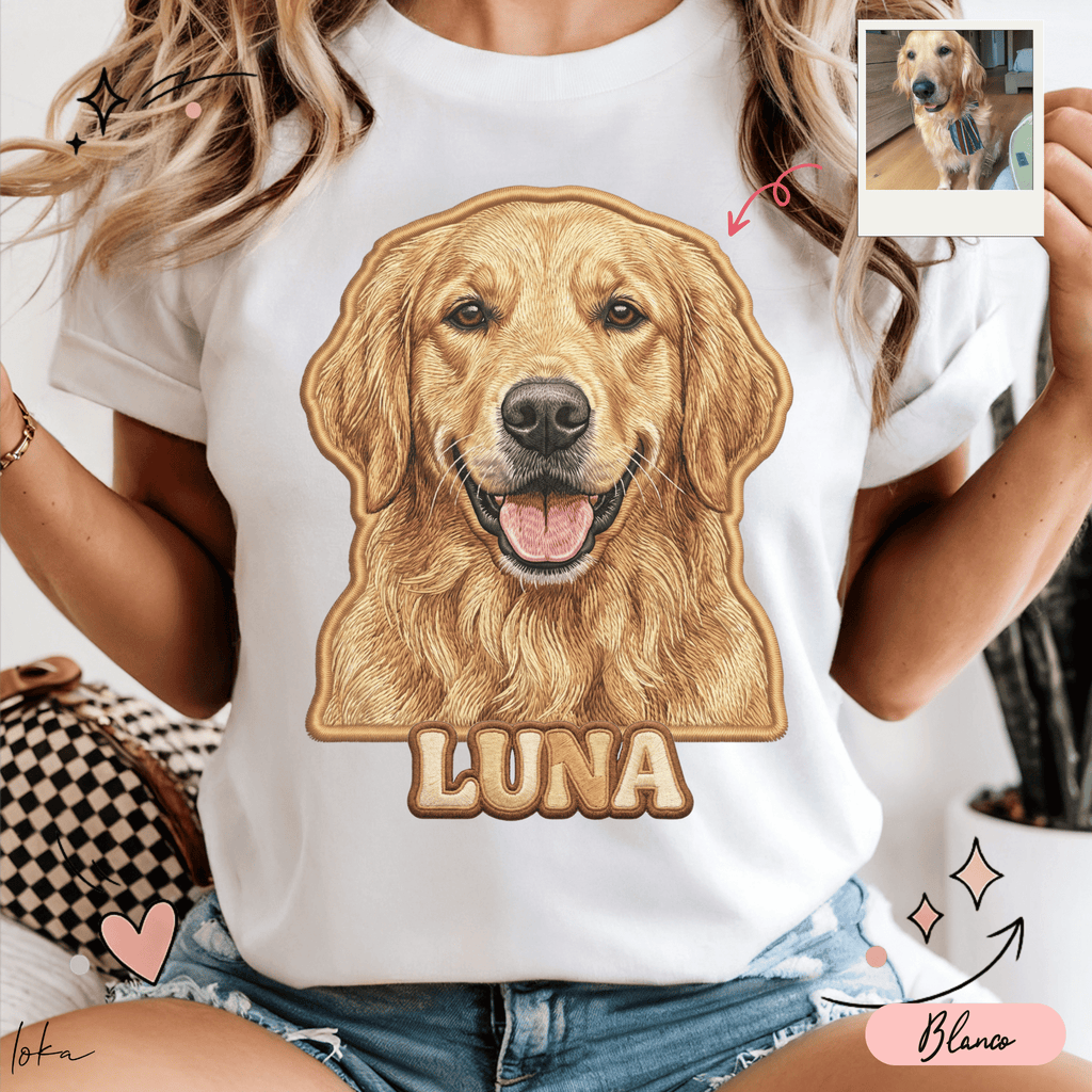 Playera blanca LOKA con retrato ilustrado de golden retriever en tonos dorados y nombre Luna al frente.
